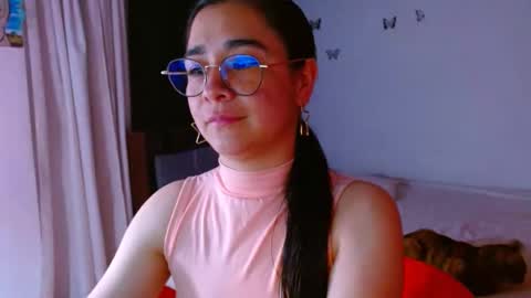 porcelainlux online show from 09/23/25, 04:48