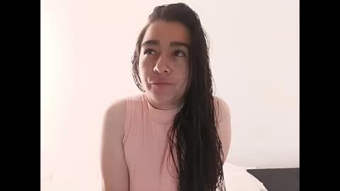 porcelainlux online show from 02/21/26, 09:16