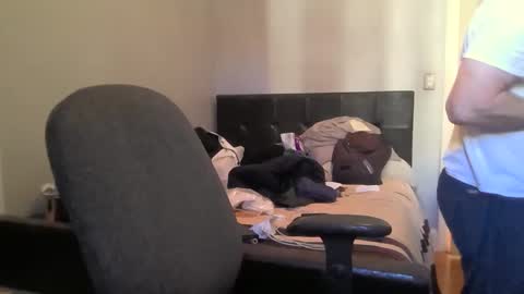 Snapshot of pornaddicted8 chatting on 01/20/25, 10:15 i heart porn online show from 01/20/25, 10:15