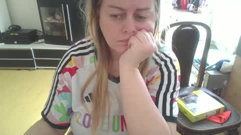 MelissOfficial online show from 03/25/26, 10:21