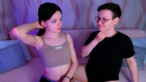 Snapshot of pornostendup chatting on 05/29/26, 07:34 Ana and Tati online show from 05/29/26, 07:34