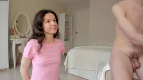 Snapshot of pornra chatting on 01/18/25, 11:54 Bella online show from 01/18/25, 11:54