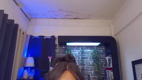 DivaGray online show from 03/04/25, 05:21