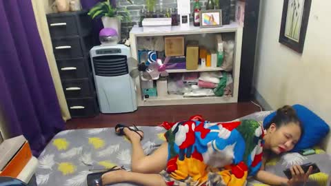 DivaGray online show from 09/17/25, 06:37