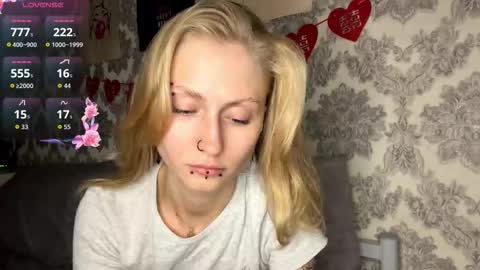  HERES SILVIA AND OlIVIA  WELCOME EVERYONE LOVENSE DOMI REACT TO YOUR TIPS LETS MAKE A GREAT SHOW TOGETHER  online show from 09/30/25, 03:50