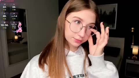 Elizabeth online show from 10/23/25, 08:07