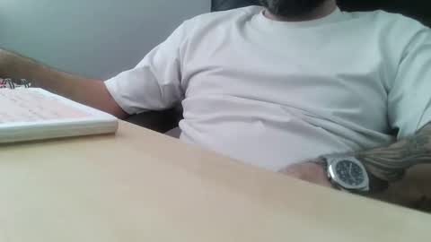 Snapshot of porw23 chatting on 03/11/25, 08:41 porw23 online show from 03/11/25, 08:41