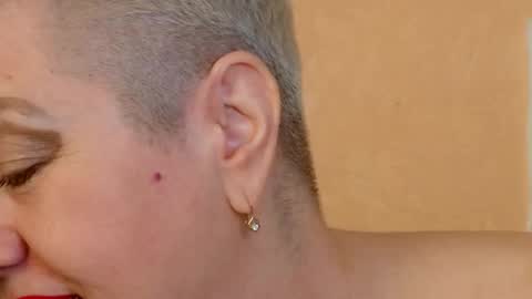 LADY POSH online show from 10/16/25, 08:54