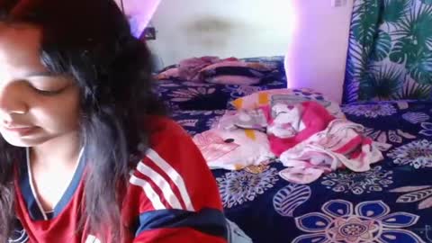 ALEX Y ALEXA online show from 11/22/25, 04:44