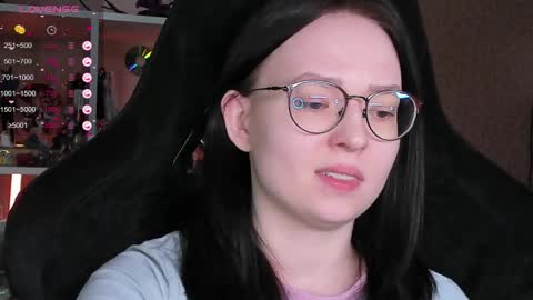 Robyn online show from 03/28/26, 11:10