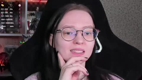 Robyn online show from 04/17/26, 03:15