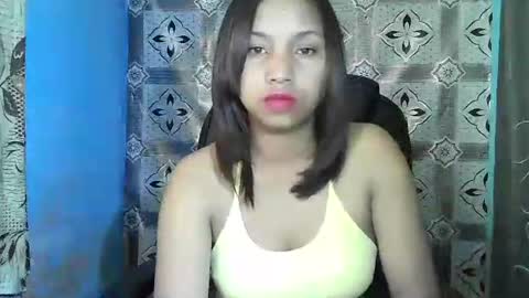 LARISSAH online show from 05/04/26, 03:35