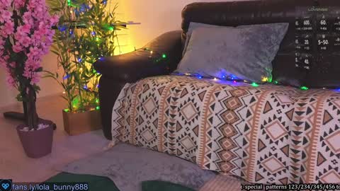 Lola online show from 01/25/25, 06:45