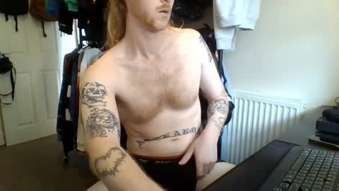 Snapshot of pr3ttyxlu5h chatting on 04/12/26, 11:59 pr3ttyxlu5h online show from 04/12/26, 11:59