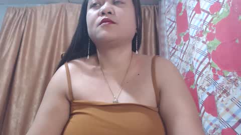 Snapshot of precious0088 chatting on 04/27/26, 01:25 precious0088 online show from 04/27/26, 01:25