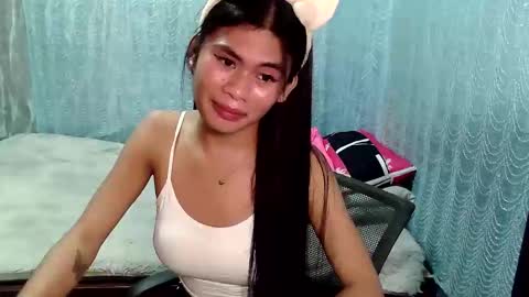 Snapshot of precious_athena chatting on 10/25/25, 10:34 precious_athena online show from 10/25/25, 10:34