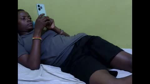 Snapshot of precious_nesh chatting on 11/05/25, 07:41 precious_nesh online show from 11/05/25, 07:41