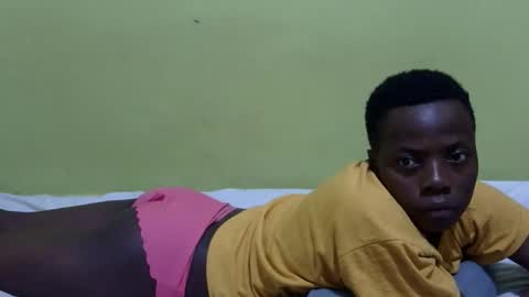 Snapshot of precious_nesh chatting on 11/21/25, 03:38 precious_nesh online show from 11/21/25, 03:38