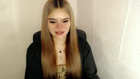 MAXXINE online show from 03/11/25, 07:04