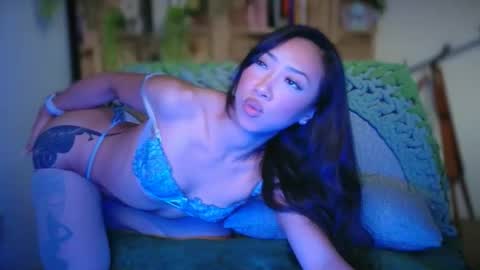 PreeminentJess online show from 10/30/25, 01:07