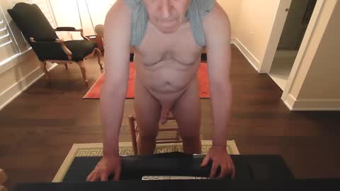 Snapshot of preppydave2525 chatting on 02/05/25, 03:09 preppydave2525 online show from 02/05/25, 03:09