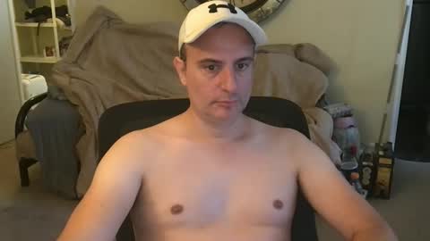 preppyguyintokink1 online show from 11/04/25, 05:45