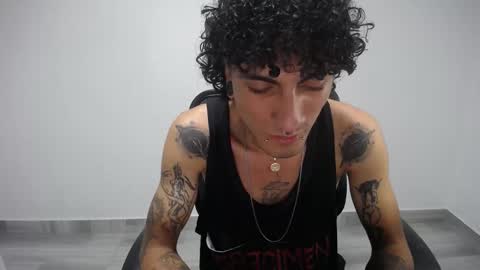 Plux online show from 02/21/25, 06:07