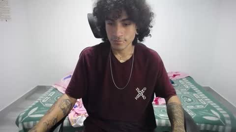 Plux online show from 10/08/25, 09:40