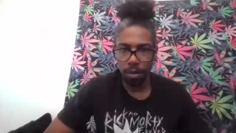 Snapshot of presidentialbryana chatting on 10/19/25, 10:10 Libra Lamont online show from 10/19/25, 10:10