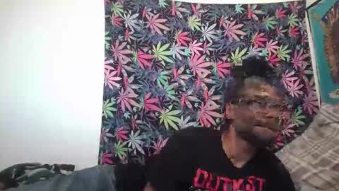 Snapshot of presidentialbryana chatting on 11/01/25, 12:01 Libra Lamont online show from 11/01/25, 12:01