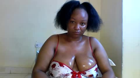 Prettie diva online show from 10/20/25, 12:38