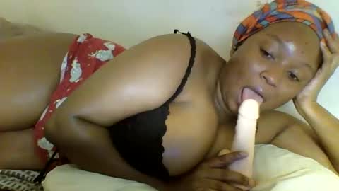 Prettie diva online show from 01/14/26, 09:52