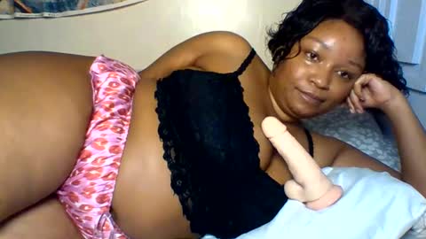 Snapshot of prettie_diva0 chatting on 06/04/26, 12:11 Prettie diva online show from 06/04/26, 12:11