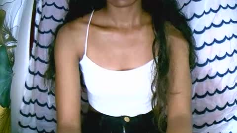 Snapshot of prettiethalia chatting on 01/08/26, 07:49 prettiethalia online show from 01/08/26, 07:49