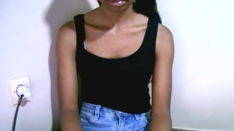 Snapshot of prettiethalia chatting on 02/01/26, 12:26 prettiethalia online show from 02/01/26, 12:26