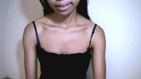 Snapshot of prettiethalia chatting on 02/26/26, 11:20 prettiethalia online show from 02/26/26, 11:20