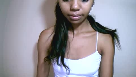 Snapshot of prettiethalia chatting on 03/01/26, 11:34 prettiethalia online show from 03/01/26, 11:34