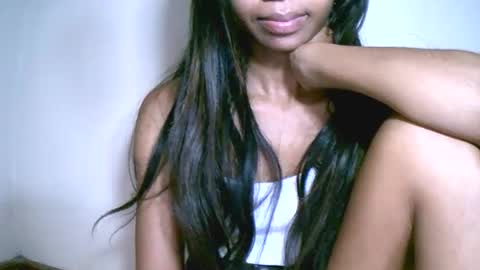 Snapshot of prettiethalia chatting on 03/01/26, 11:40 prettiethalia online show from 03/01/26, 11:40