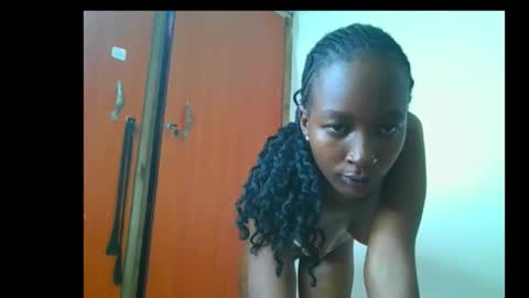 pretty__lisa online show from 02/08/26, 07:45