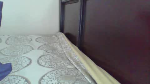 Snapshot of pretty_beib chatting on 03/26/26, 07:47 Karol online show from 03/26/26, 07:47