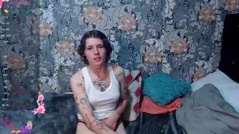 pretty_cristal22 online show from 05/23/26, 01:55