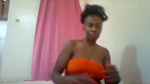 pretty_darya online show from 02/28/25, 10:52