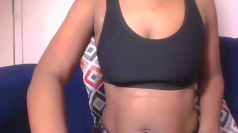 Snapshot of pretty_ebony23 chatting on 06/23/26, 06:17 chocolatebby90 online show from 06/23/26, 06:17