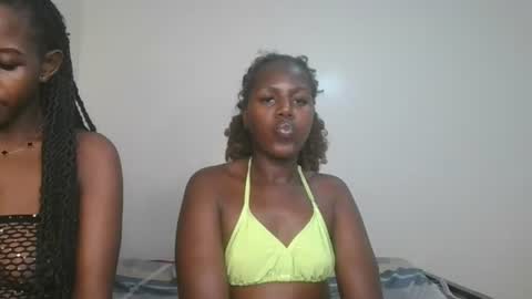 pretty_empress online show from 07/13/26, 09:50