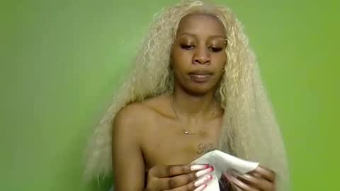 pretty_g2 online show from 10/23/25, 09:30