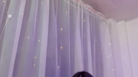 pretty online show from 11/18/25, 11:36