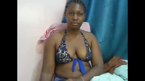 pretty_kylah online show from 10/05/25, 11:57