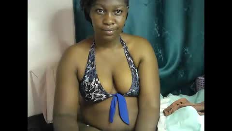 pretty_kylah online show from 10/22/25, 02:12