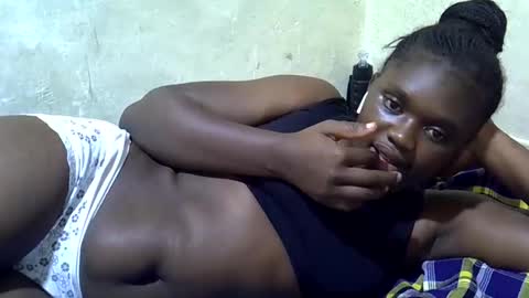 pretty_melan online show from 04/04/26, 09:12