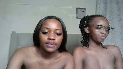 Snapshot of pretty_petite18 chatting on 06/15/26, 10:12 lynn online show from 06/15/26, 10:12